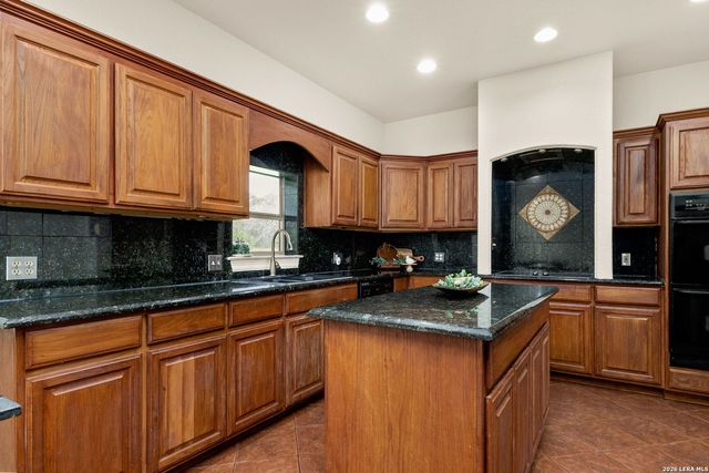 321 LANTANA RDG, Spring Branch, TX 78070