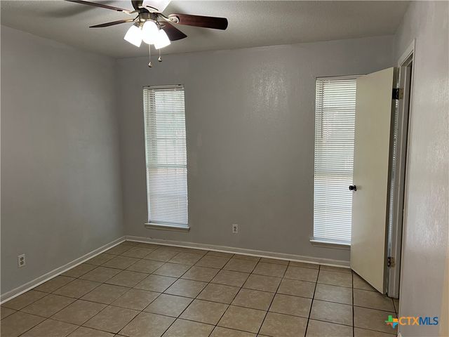 1406 Edgefield Street, Killeen, TX 76549