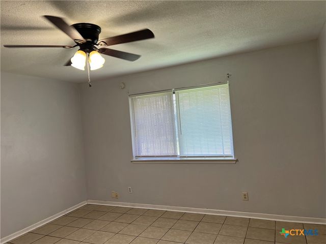 1406 Edgefield Street, Killeen, TX 76549