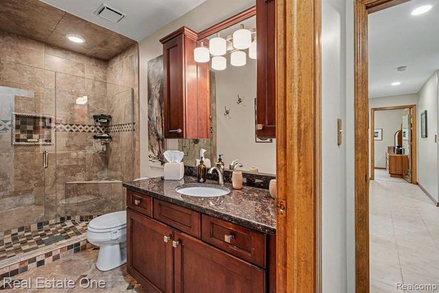 14972 River View Court, Sterling Heights, MI 48313