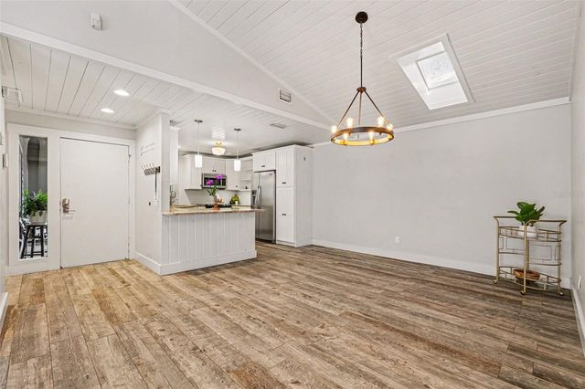 13803 LAZY OAK DRIVE, Tampa, FL 33613