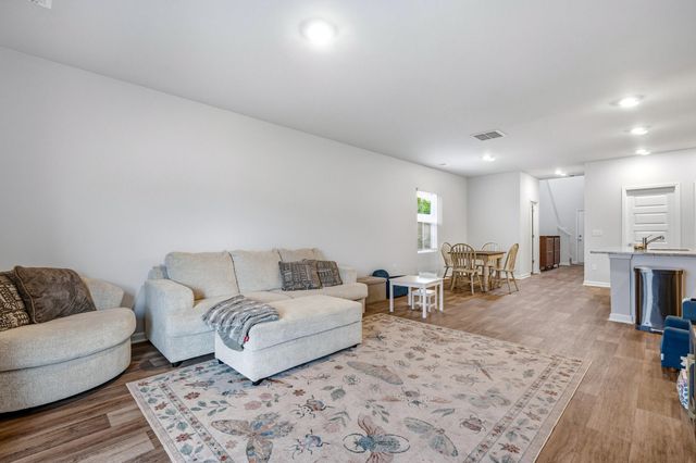 780 Wapama St., Little River, SC 29566