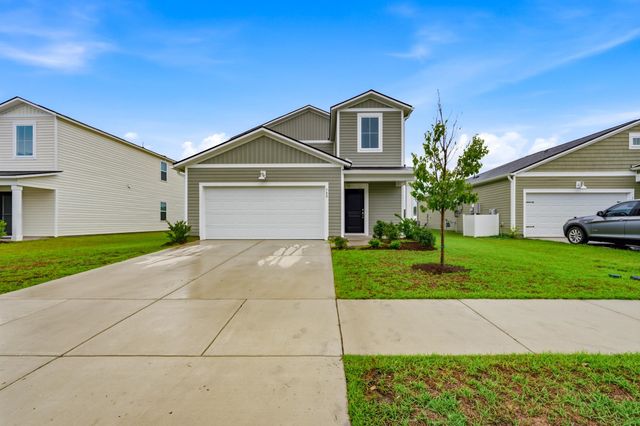 780 Wapama St., Little River, SC 29566