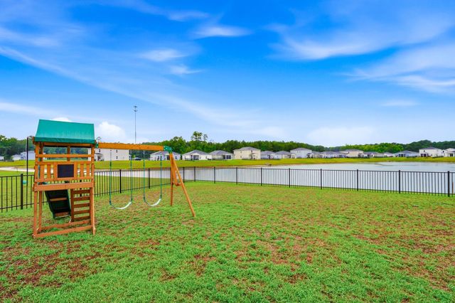 780 Wapama St., Little River, SC 29566