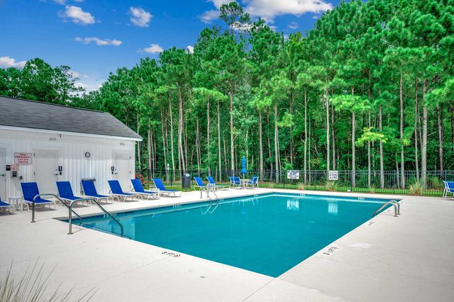 780 Wapama St., Little River, SC 29566