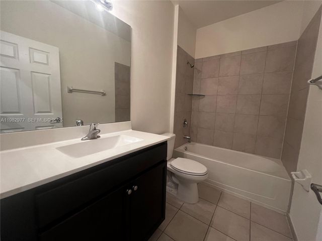 11989 SW 150th Pl, Miami, FL 33196