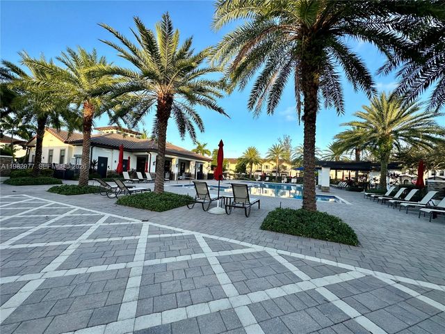 11989 SW 150th Pl, Miami, FL 33196