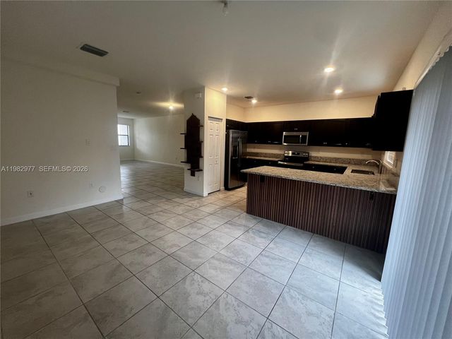 11989 SW 150th Pl, Miami, FL 33196