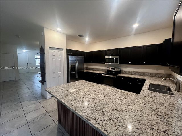 11989 SW 150th Pl, Miami, FL 33196