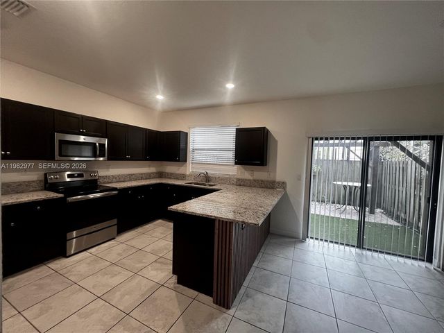 11989 SW 150th Pl, Miami, FL 33196