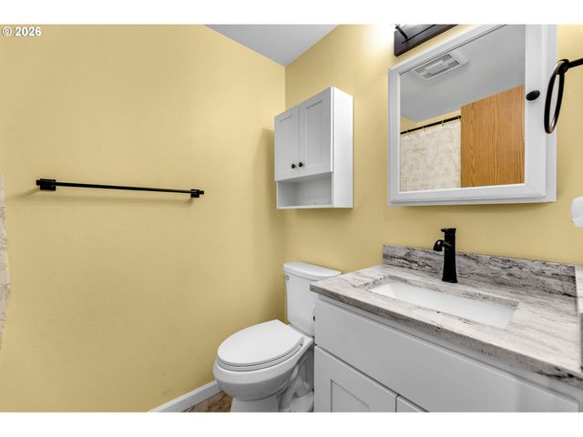 5011 Ne 151ST Ave, Vancouver, WA 98682