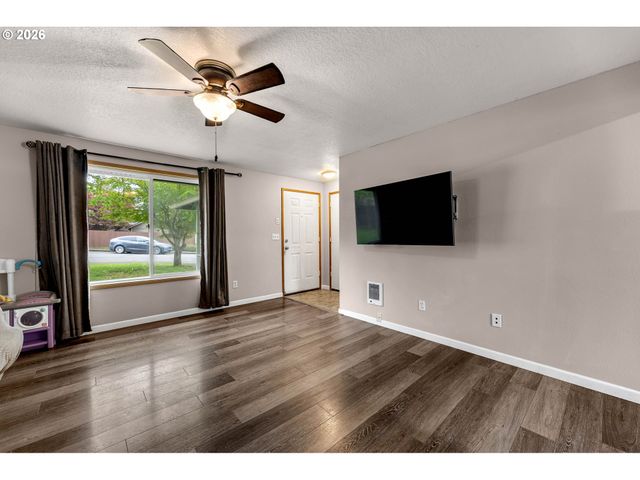 5011 Ne 151ST Ave, Vancouver, WA 98682