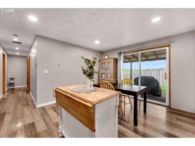 5011 Ne 151ST Ave, Vancouver, WA 98682