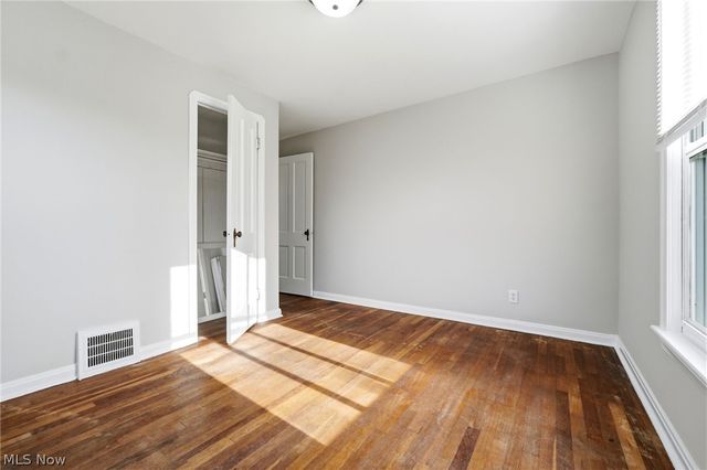 6210 Crossview Road, Seven Hills, OH 44131