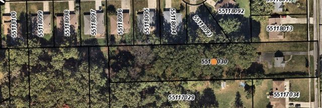 6210 Crossview Road, Seven Hills, OH 44131