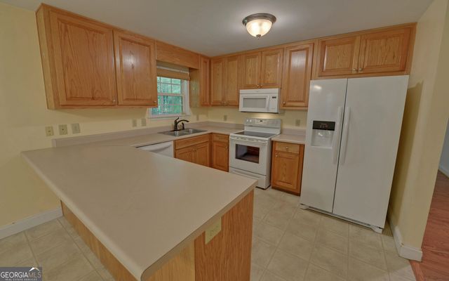 235 Irvin Lake Road, Mount Airy, GA 30563