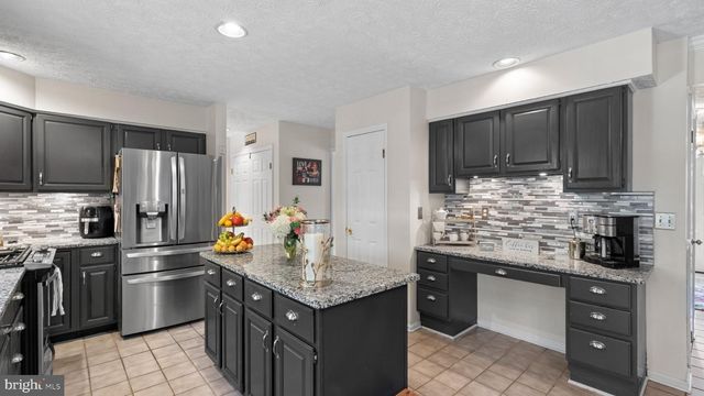 15 MORN MIST CT, Baltimore, MD 21234