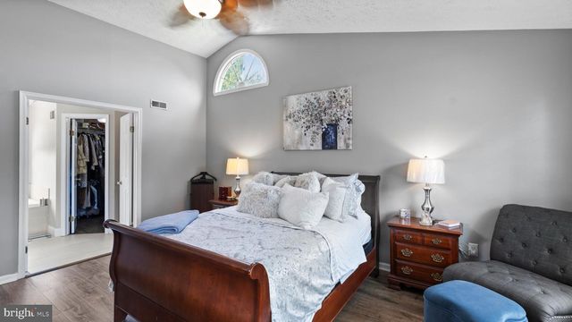 15 MORN MIST CT, Baltimore, MD 21234