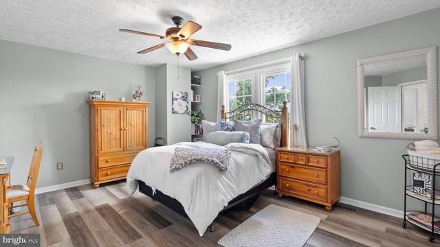15 MORN MIST CT, Baltimore, MD 21234