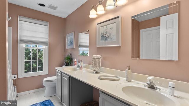 15 MORN MIST CT, Baltimore, MD 21234
