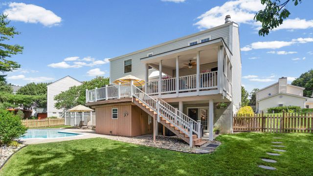 15 MORN MIST CT, Baltimore, MD 21234