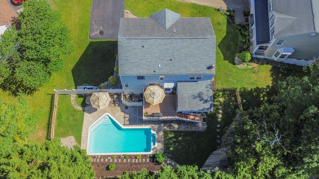 15 MORN MIST CT, Baltimore, MD 21234