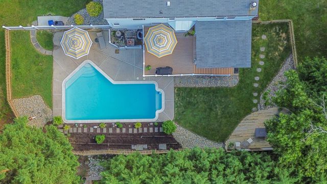 15 MORN MIST CT, Baltimore, MD 21234