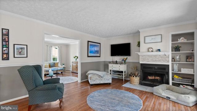 15 MORN MIST CT, Baltimore, MD 21234