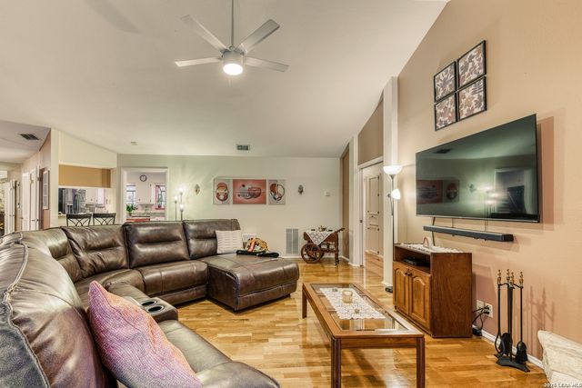 13046 Hunters Breeze, San Antonio, TX 78230