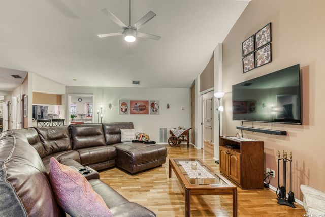 13046 Hunters Breeze, San Antonio, TX 78230