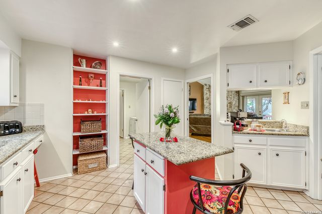 13046 Hunters Breeze, San Antonio, TX 78230