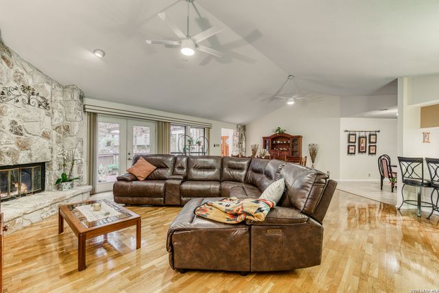 13046 Hunters Breeze, San Antonio, TX 78230