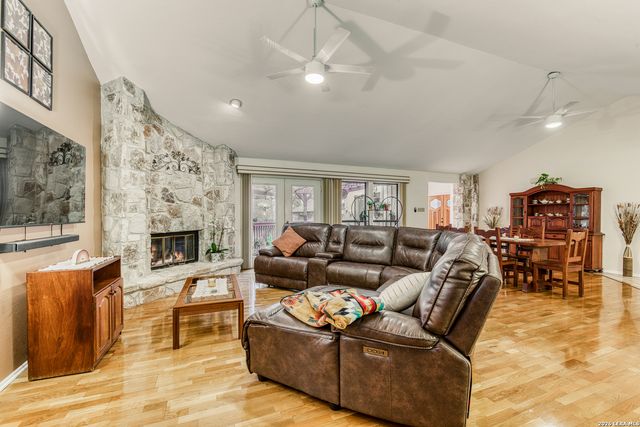 13046 Hunters Breeze, San Antonio, TX 78230