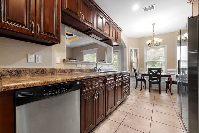 30 Carousel Circle, Crawfordville, FL 32327