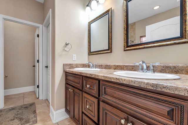 30 Carousel Circle, Crawfordville, FL 32327