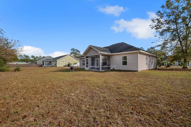 30 Carousel Circle, Crawfordville, FL 32327
