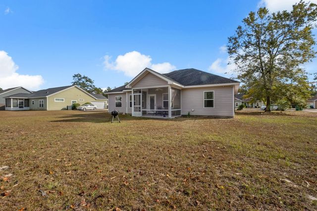 30 Carousel Circle, Crawfordville, FL 32327