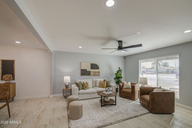 9043 N 16th Drive, Phoenix, AZ 85021
