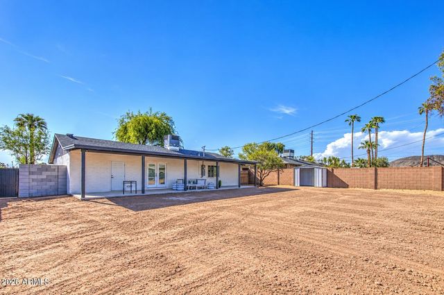 9043 N 16th Drive, Phoenix, AZ 85021