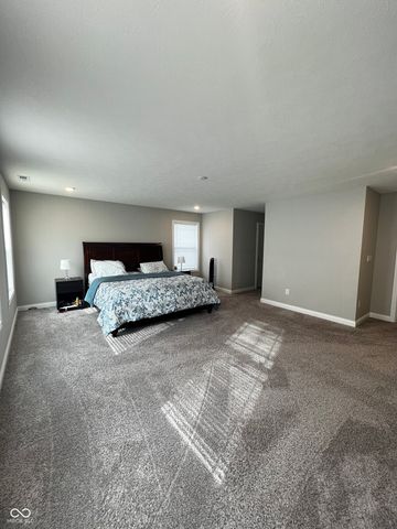 7329 Doyal Drive, Whitestown, IN 46075