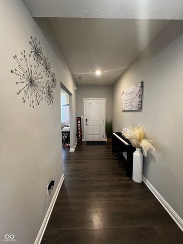 7329 Doyal Drive, Whitestown, IN 46075