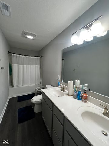 7329 Doyal Drive, Whitestown, IN 46075