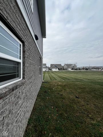 7329 Doyal Drive, Whitestown, IN 46075