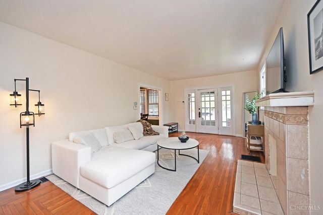 3583 Linwood Avenue, Cincinnati, OH 45226