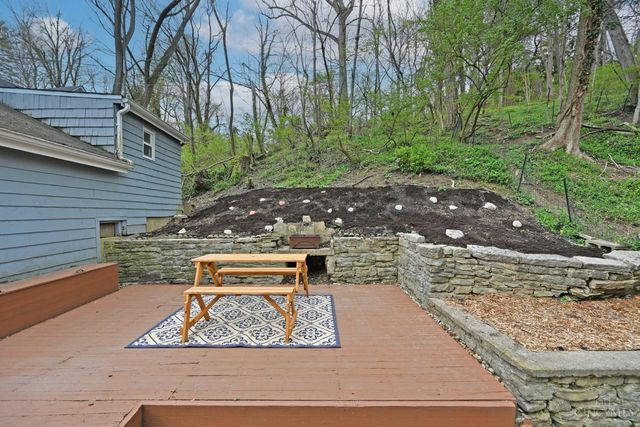 3583 Linwood Avenue, Cincinnati, OH 45226