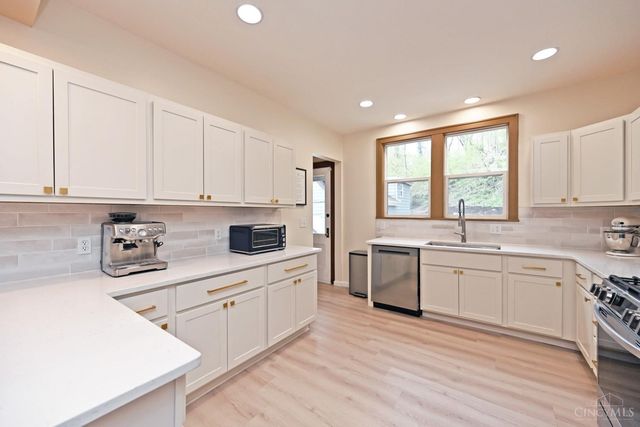 3583 Linwood Avenue, Cincinnati, OH 45226