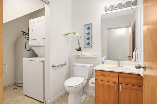 1829 3rd Avenue S 215, Minneapolis, MN 55404