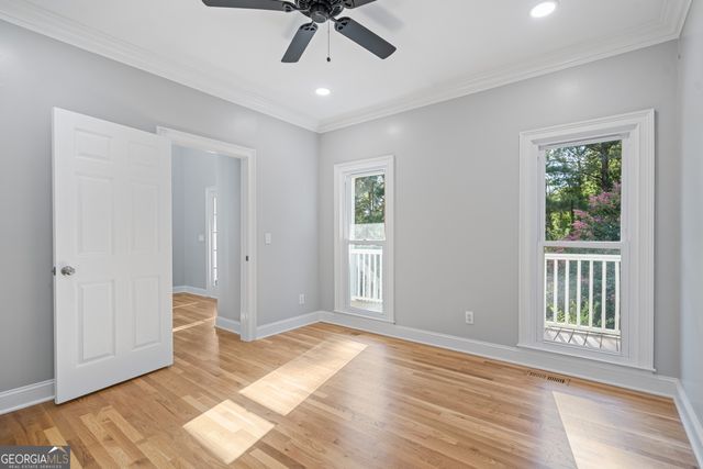 6002 Catamaran Court, Flowery Branch, GA 30542