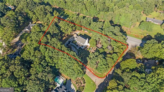 6002 Catamaran Court, Flowery Branch, GA 30542