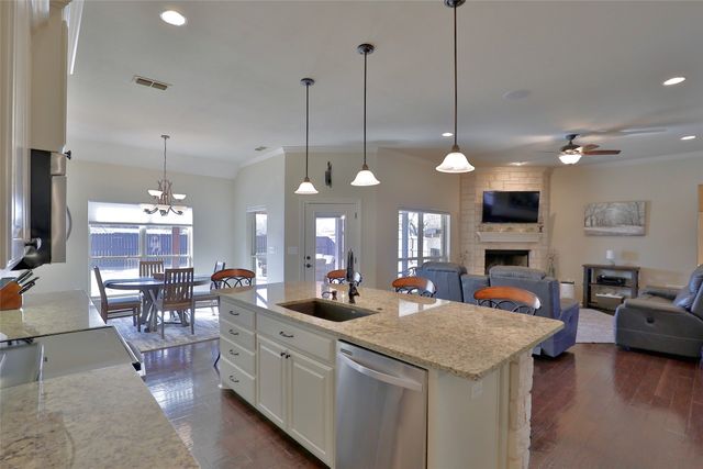 174 Bear Creek Drive, Tuscola, TX 79562